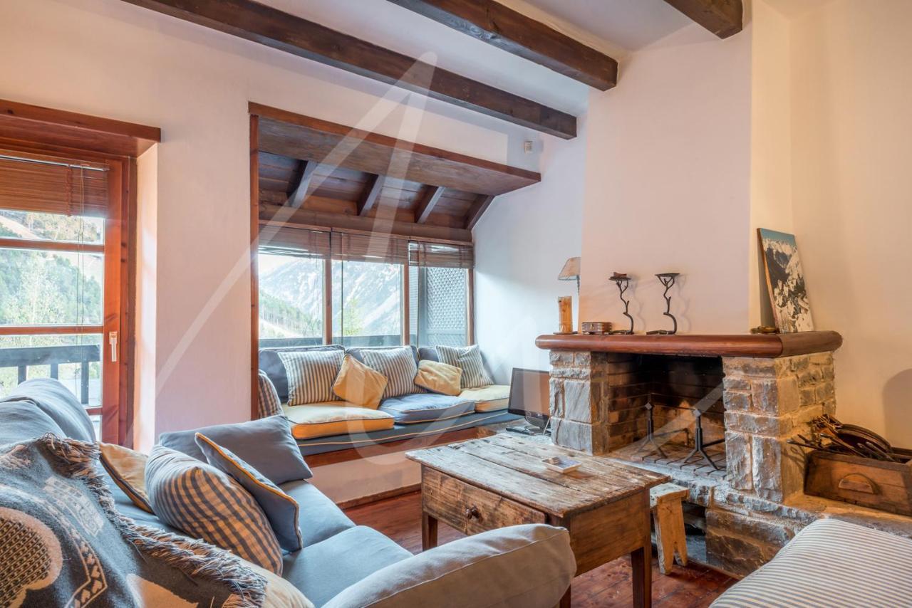 Nin De Beret By Seamount Rentals Baqueira Beret Luaran gambar